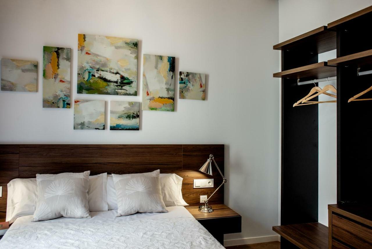 Apartamentos Turisticos Moret 11 - 2A กาเซเรส ภายนอก รูปภาพ