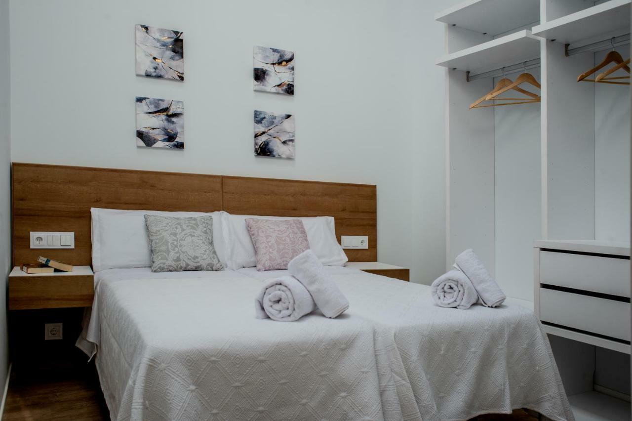 Apartamentos Turisticos Moret 11 - 2A กาเซเรส ภายนอก รูปภาพ