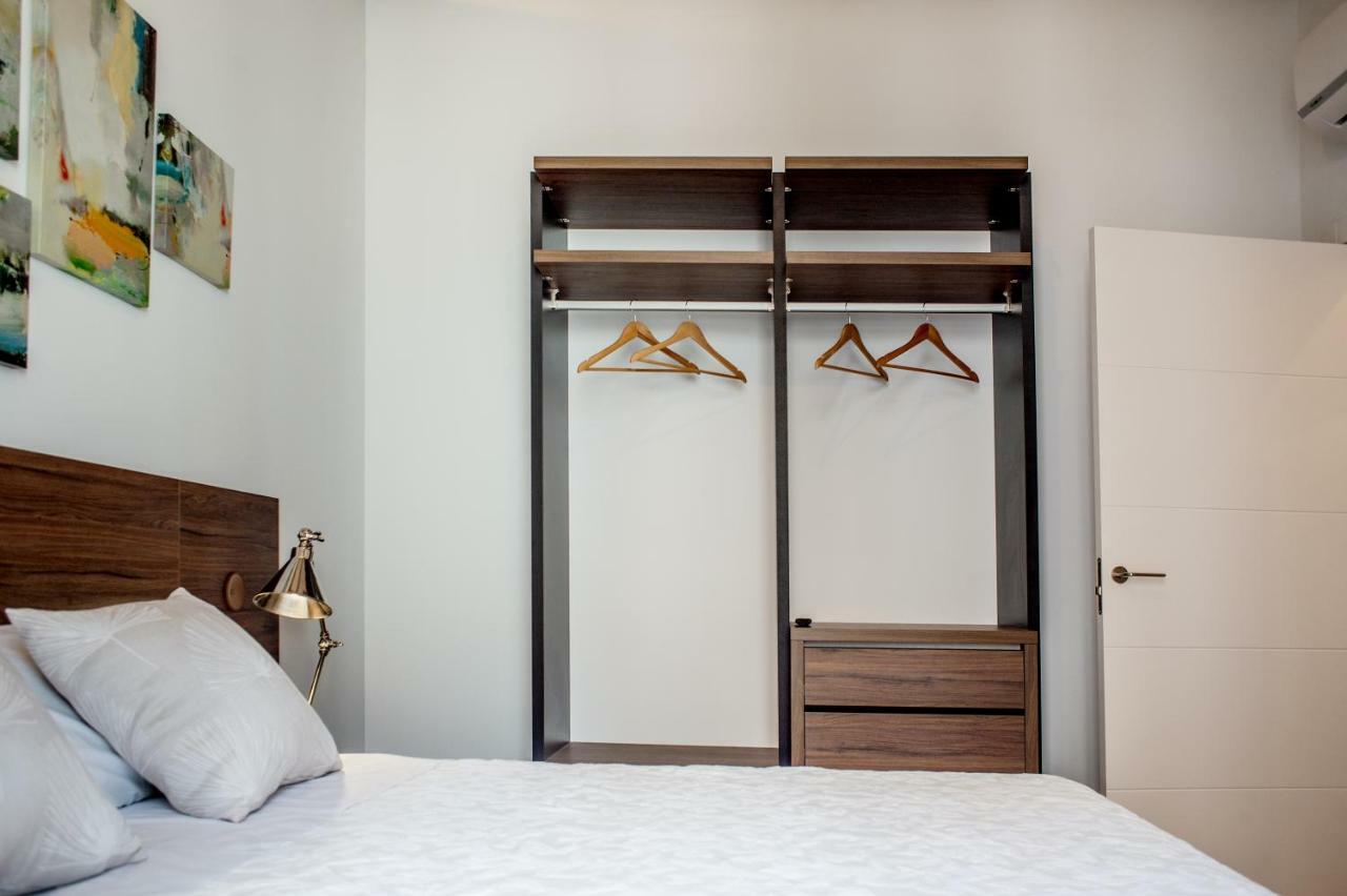 Apartamentos Turisticos Moret 11 - 2A กาเซเรส ภายนอก รูปภาพ